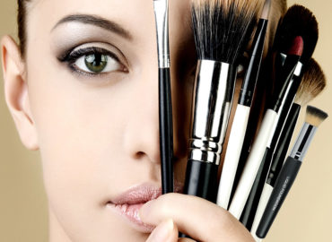 Types of Makeup Brushes