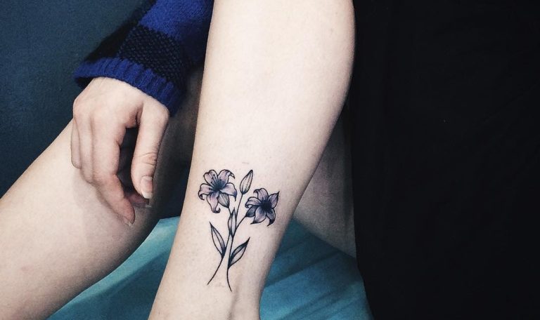 flower tattoo design