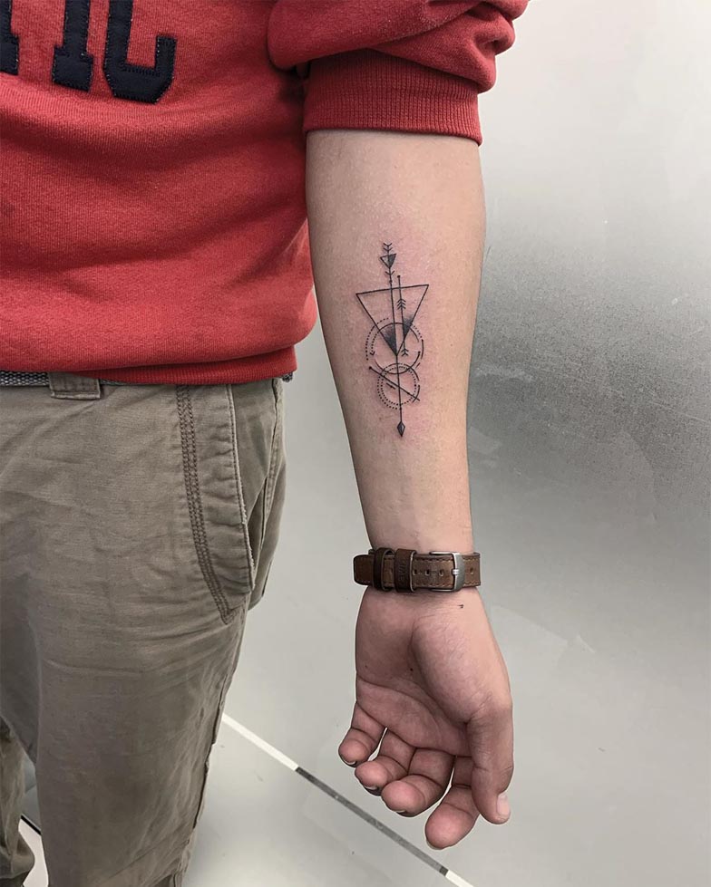 Arrow Tattoo Design Ideas
