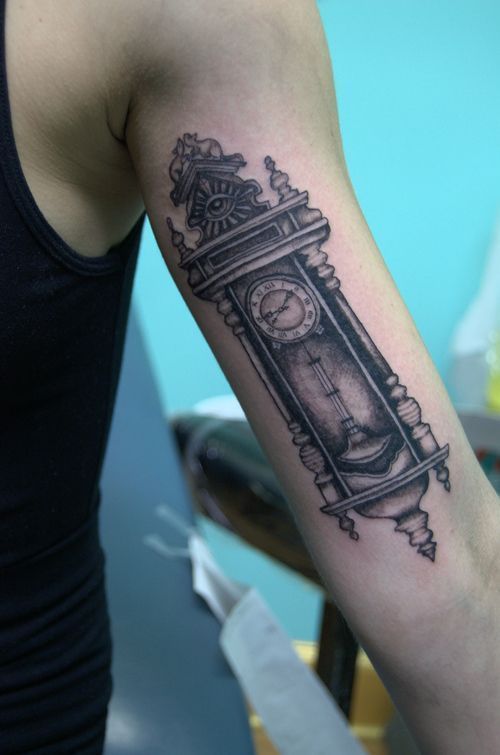 26 Best Clock Tattoo Designs Ideas - For Symbolizing Imortality and Death 12 Grandfather's Clock Tattoo