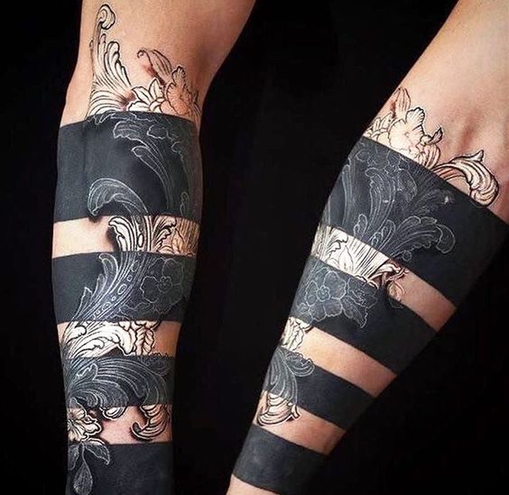 blackwork tattoo