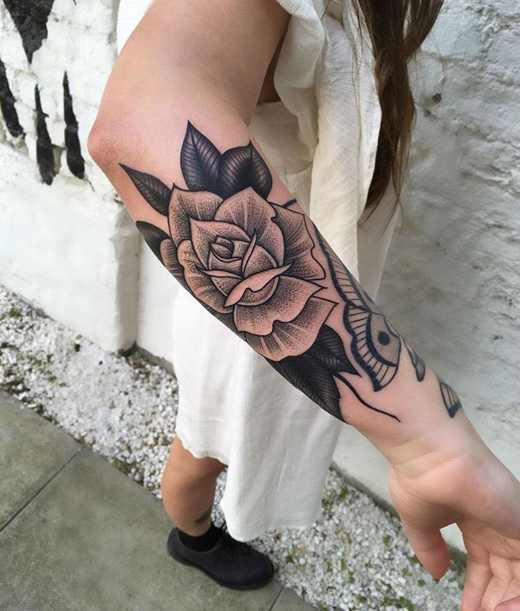 rose tattoo