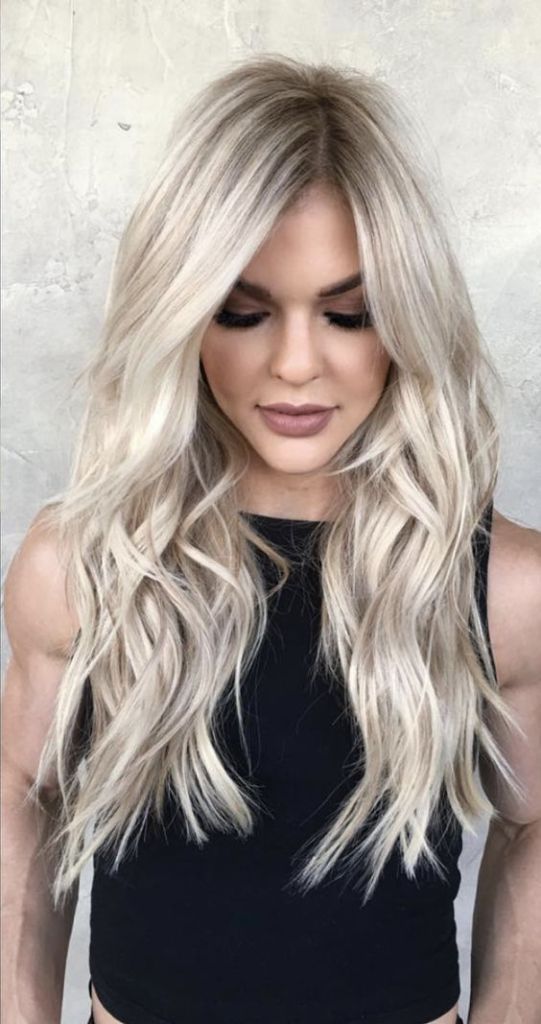 Icy blonde with a conventional layering