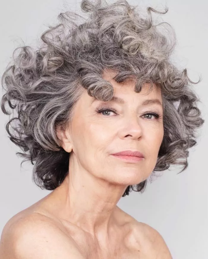 32 Evergreen Hairstyles: Women Over 50 - Top Beauty Magazines