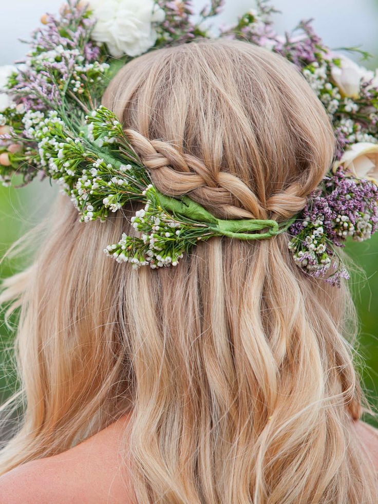 Wedding hairstyles for mid-hair