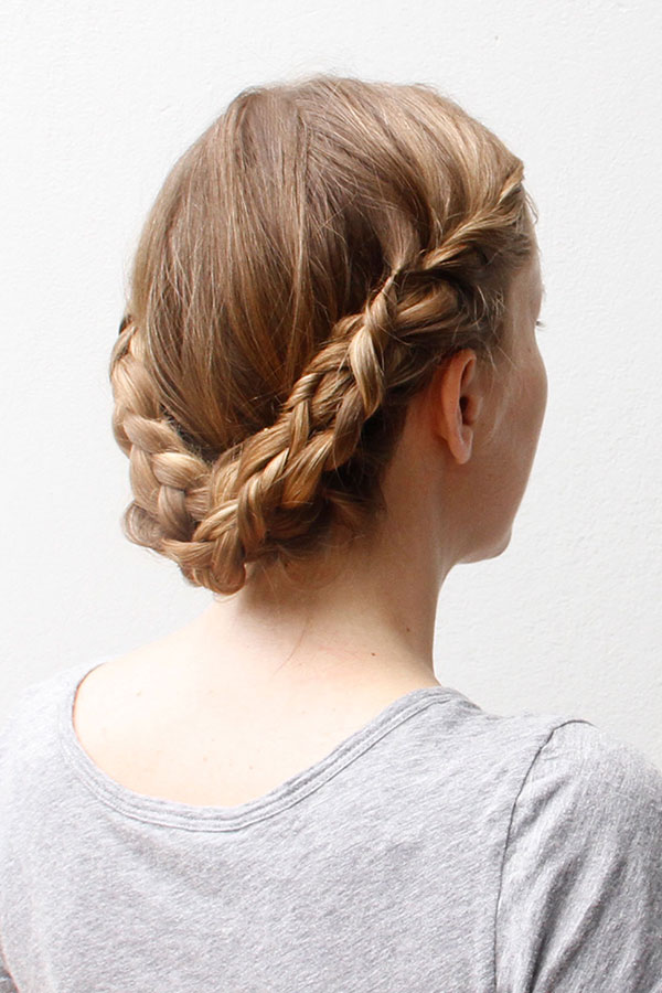 Horseshoe Lace Braid