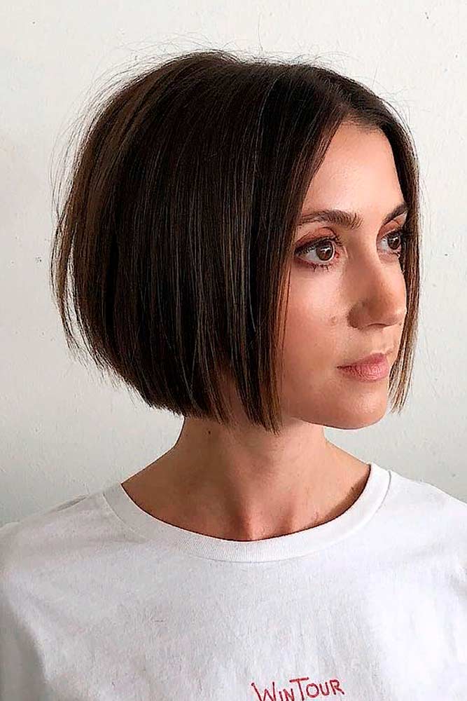 43 Trendy Asian Hairstyles for Women 26 Chin-length bob with a center part