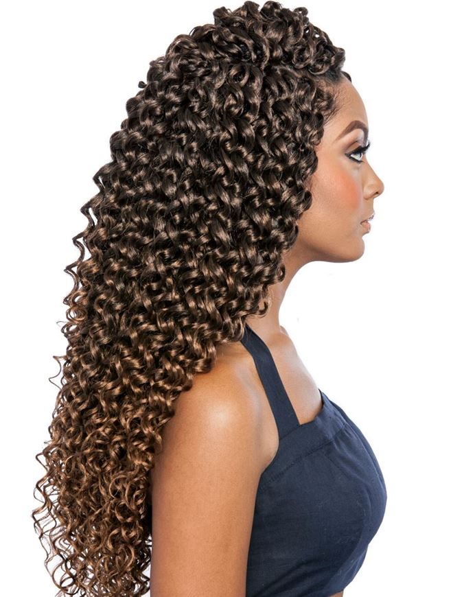 47 Ways to Style Your Crochet Hairstyle! 16 Full-bodied curls