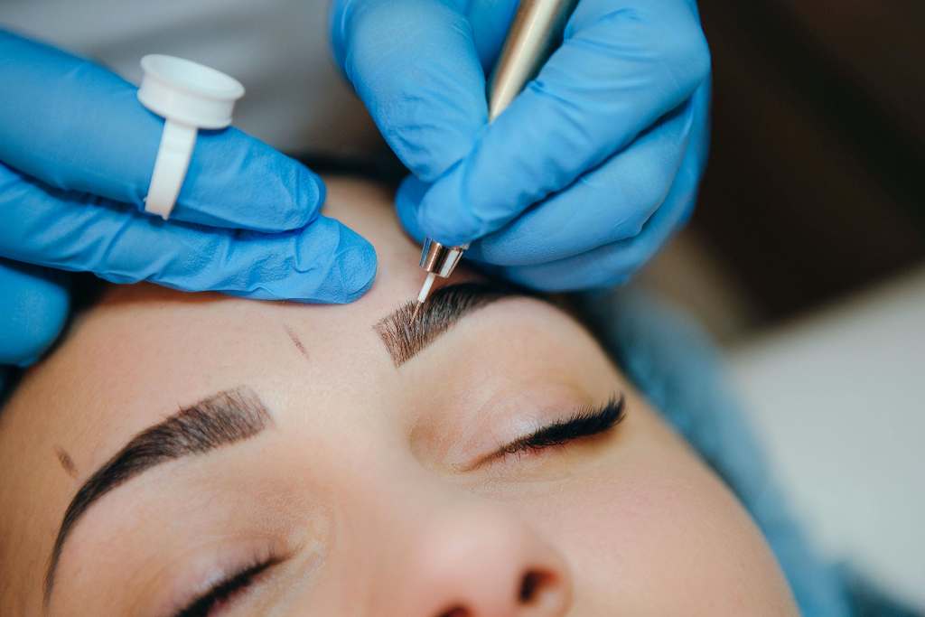 How to Choose Microblading Artist