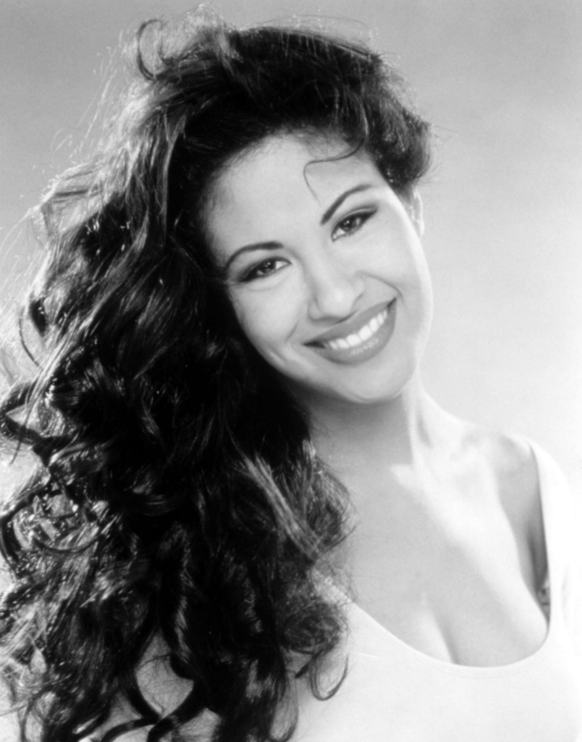 Selena Quintanilla's Hairstyles