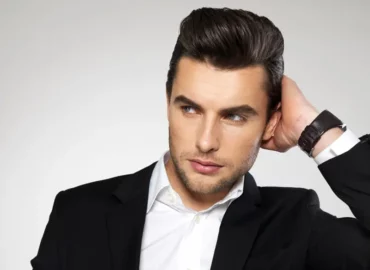 35 Preppy Hairstyle Options for Men