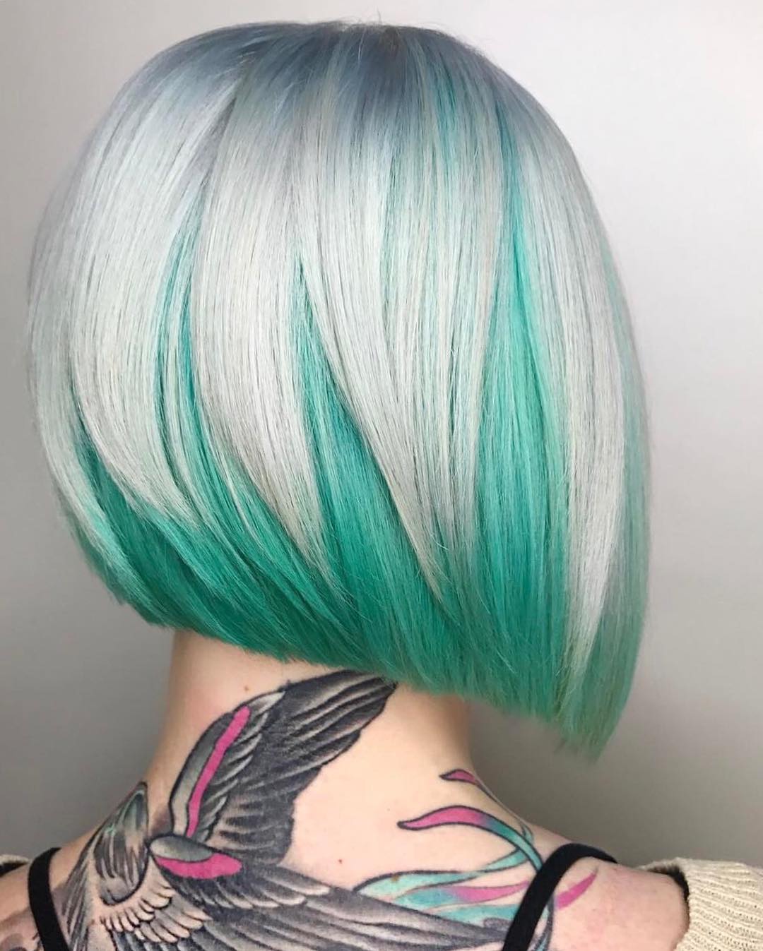 Mint-green Spunk Stripe Shaggy Hairstyle