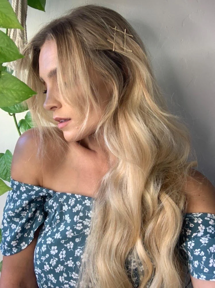 43 Chic Hairstyles That Look Even Better with Bobby Pins 24 Long Layers