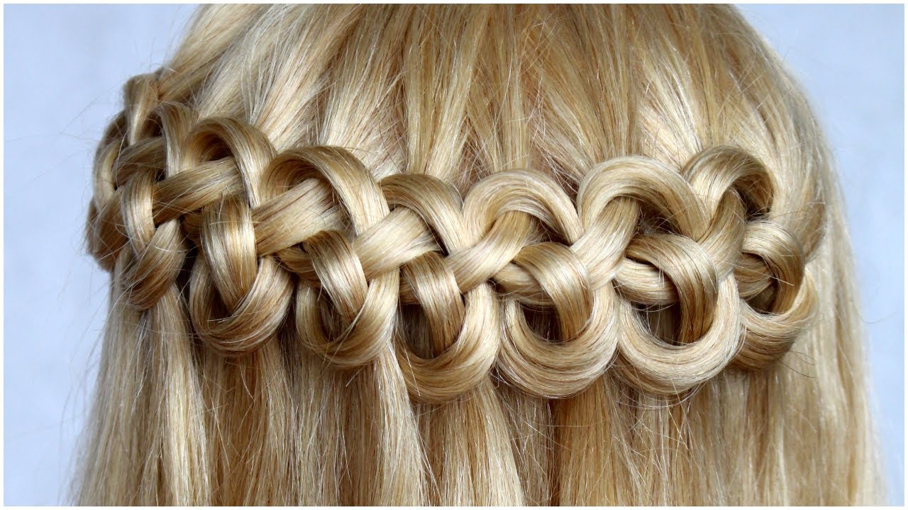 Knotted Braid