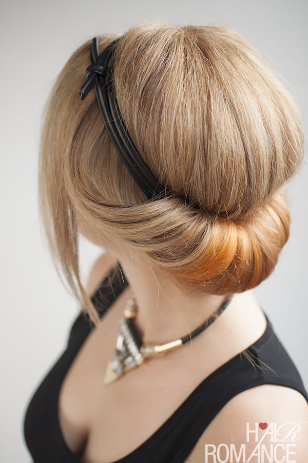 Headband Hairstyles to Keep Your Hair Out of Your Face in Style: 40 Ideas 34 Tucked-in crown