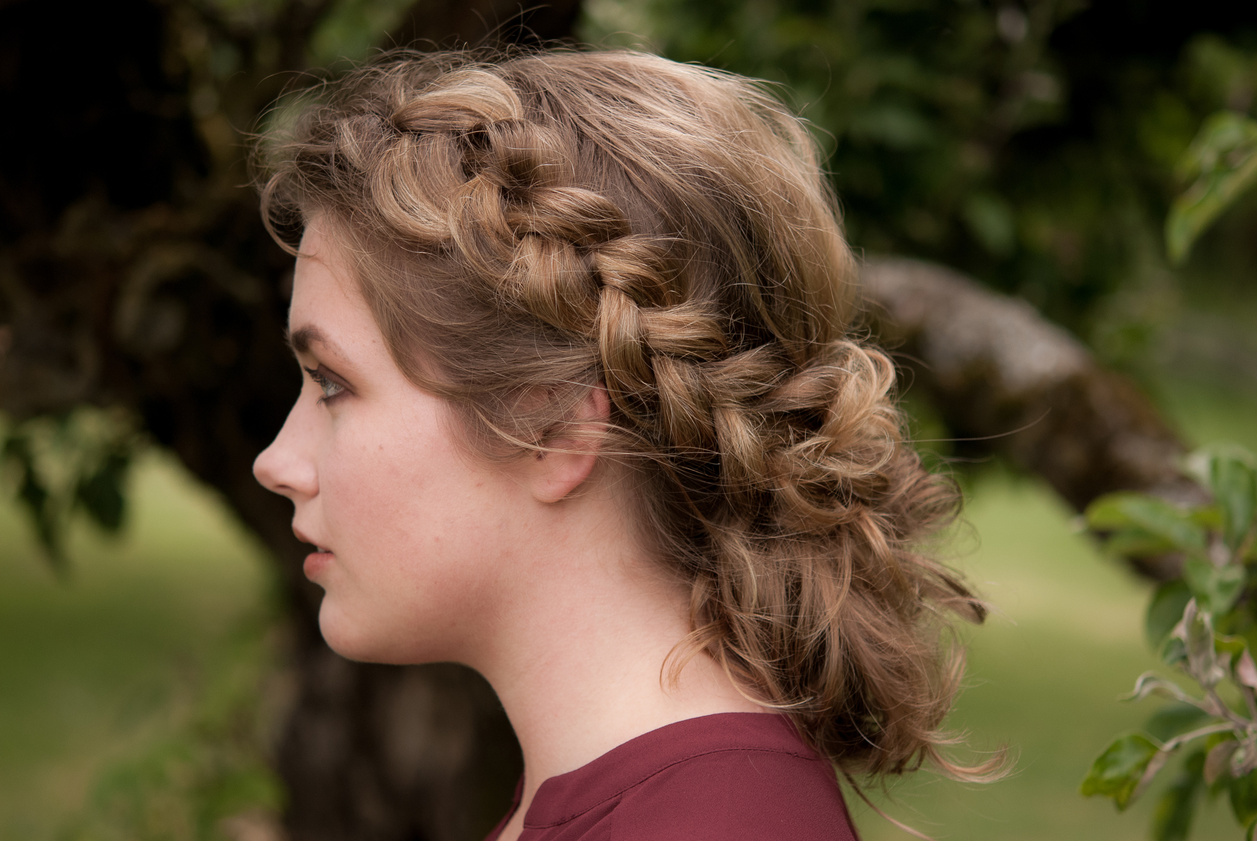 Dutch Hairstyles to Complement Any Occasion: Explore Our 42 Options 22 Braided messy bun