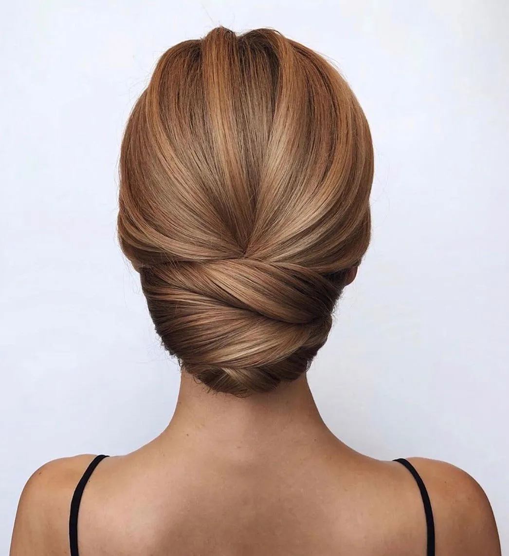Straight hair with an updo hairstyle