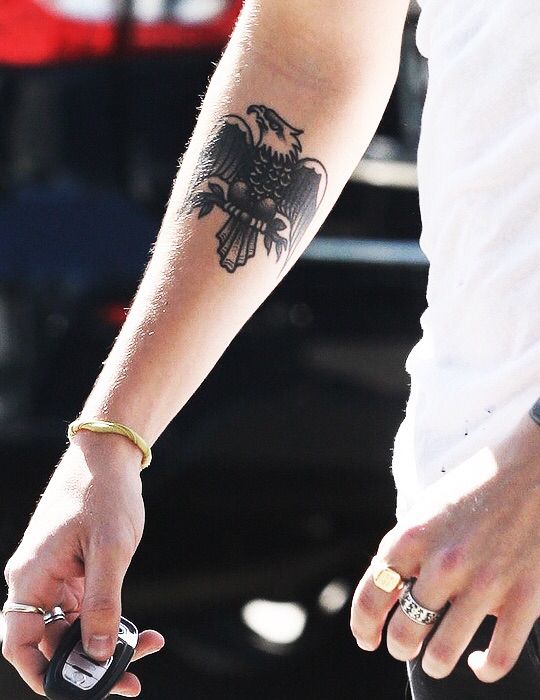 A Guide to More than 51 Tattoos That Harry Styles Has - For All the Harries Out There 6 Eagle Tattoo