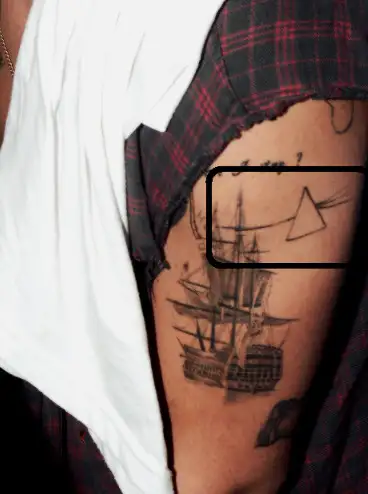 A Guide to More than 51 Tattoos That Harry Styles Has - For All the Harries Out There 51 A Guide to More than 51 Tattoos That Harry Styles Has - For All the Harries Out There Top Beauty Magazines