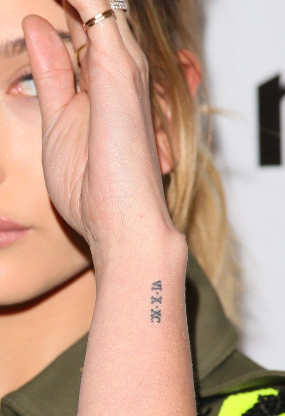 A Guide to All The Tattoos That Hailey Baldwin Bieber Has Inked Her Skin With - Celebrity Tattoos 1 A Guide to All The Tattoos That Hailey Baldwin Bieber Has Inked Her Skin With - Celebrity Tattoos Top Beauty Magazines