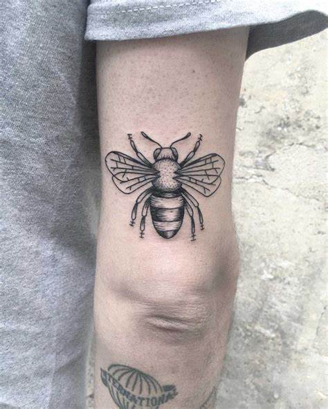 30 Bee Tattoo Ideas for Good Luck, and Prosperity 10 30 Bee Tattoo Ideas for Good Luck, and Prosperity Top Beauty Magazines