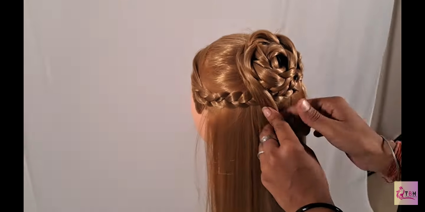 DIY Boho Rose Bun: A Complete Step By Step Guide With Tutorial Top Beauty Magazines