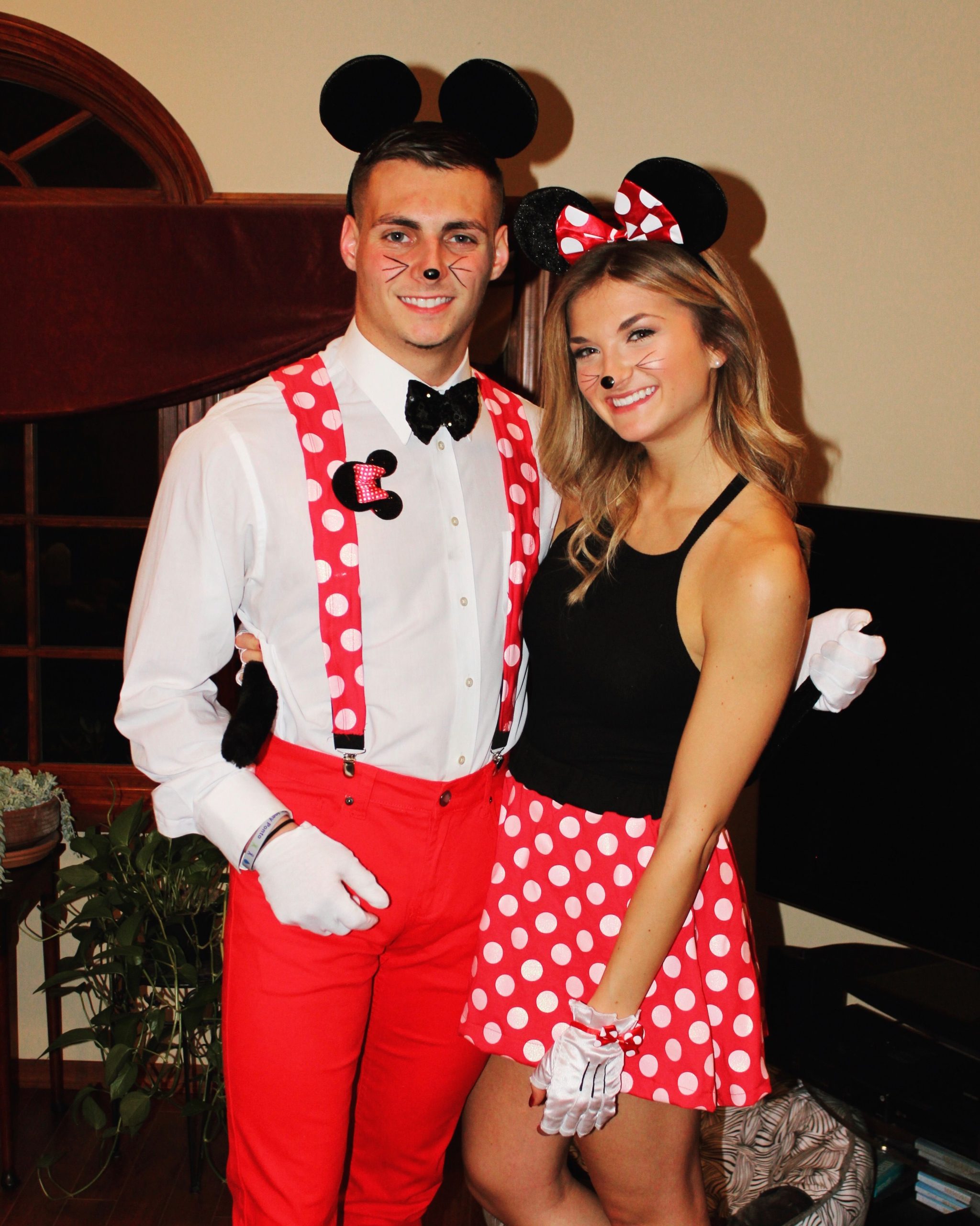 Once Upon a Halloween: Disney-Inspired Makeup for a Magical Night 15 Disney Halloween Makeup