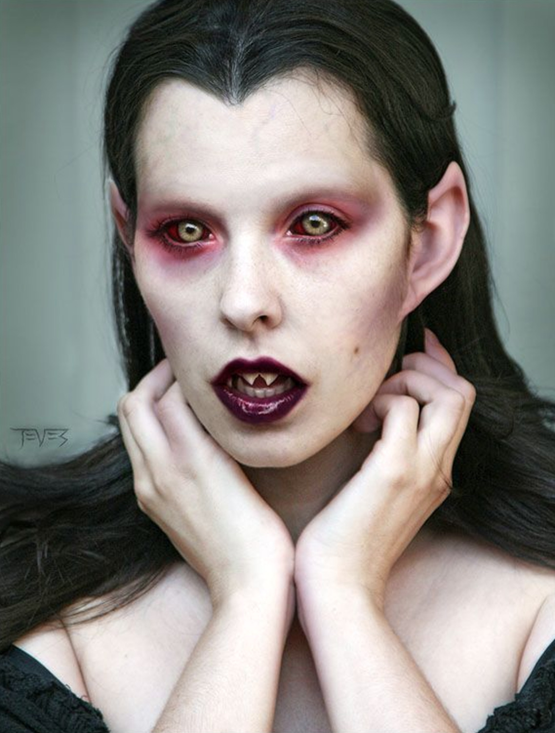 Nosferatu vampire makeup for Halloween 