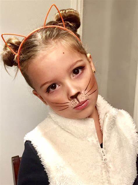 Spooktacularly Adorable: Cute Halloween Makeup for 2023 8 Cute Halloween Makeup