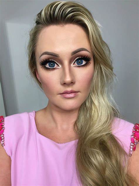 Dolling Up for Halloween: Creepy Doll Makeup Ideas 2023 9 doll halloween makeup