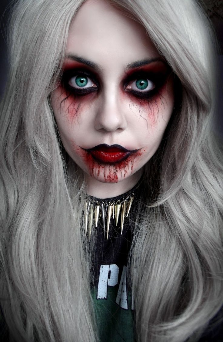 Terror Trends- 30 Creepy Makeup Ideas For Halloween 2023 1 Vampire Girl