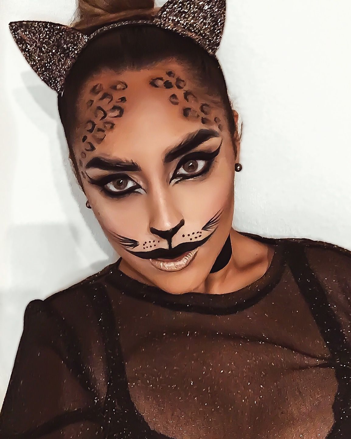 Ghoulish Glam: Spooktacular Halloween Makeup Ideas 2023 45 Ghoulish Glam: Spooktacular Halloween Makeup Ideas 2023 Top Beauty Magazines