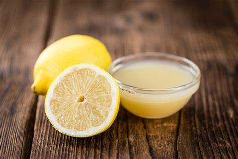 Grease-Free Tresses: Top 8 Natural Remedies for Oily Hair 4 lemon juice for greasy hair