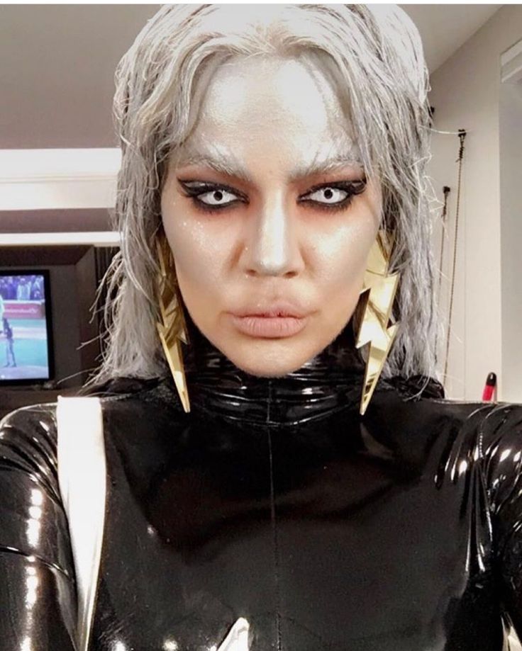 Kardashian Halloween makeup