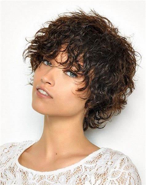 Rock Your Locks: Curling Inspiration for Short Hair Top Beauty Magazines