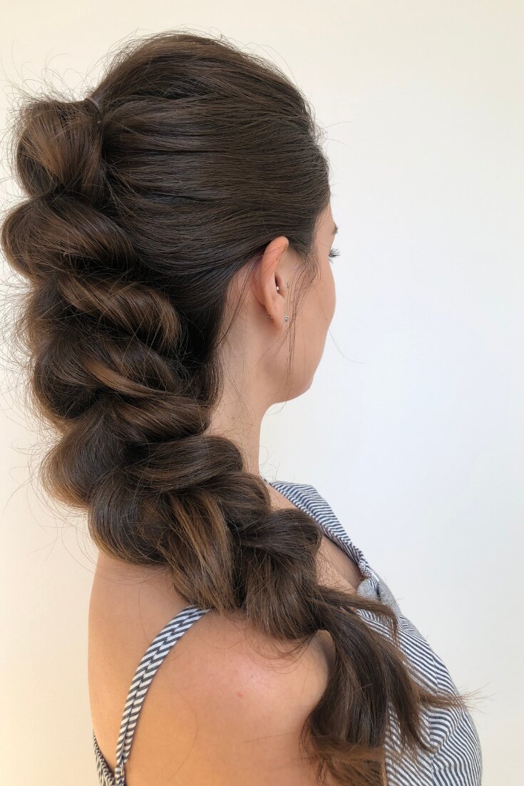 30 Braided Hairstyles for Every Occasion 6 Pull-Through Braid