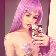 Miley Cyrus Halloween makeup