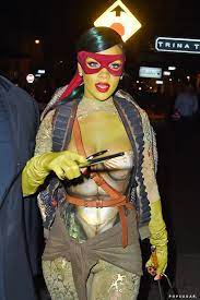 rihanna Halloween makeup