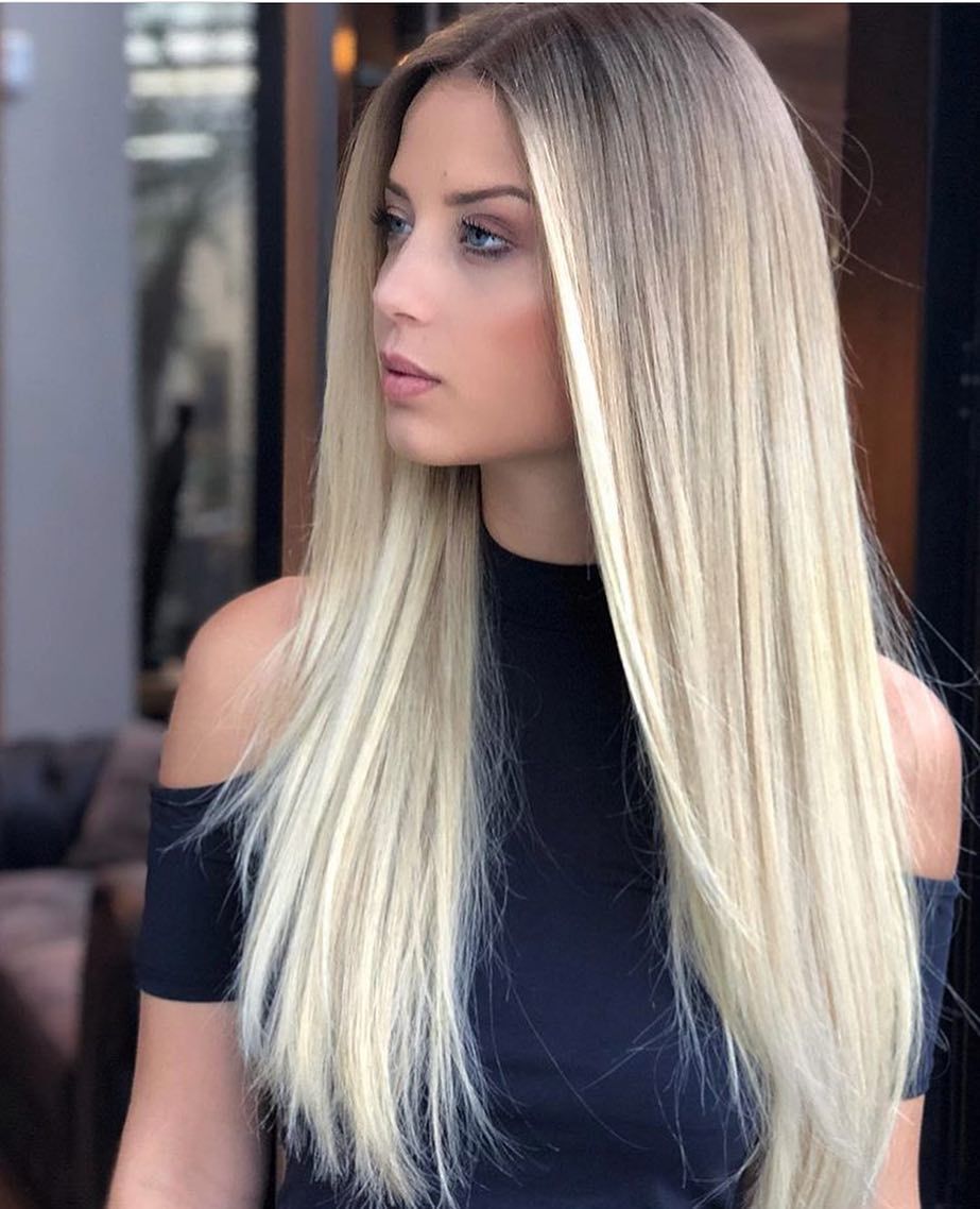 Adorable and Easy: 30 Cute Hairstyles for Every Occasion 14 Cute Sleek Straight Hairstyle