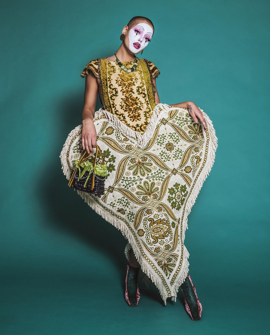 Creepy Clown Hairstyles for a Spooktacular Halloween 15 clown hairstyles
