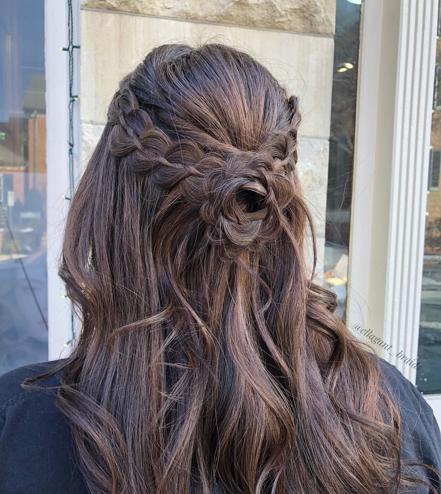 Glamour and Grace: Homecoming Hair Inspiration 29 homecoming hairstyles