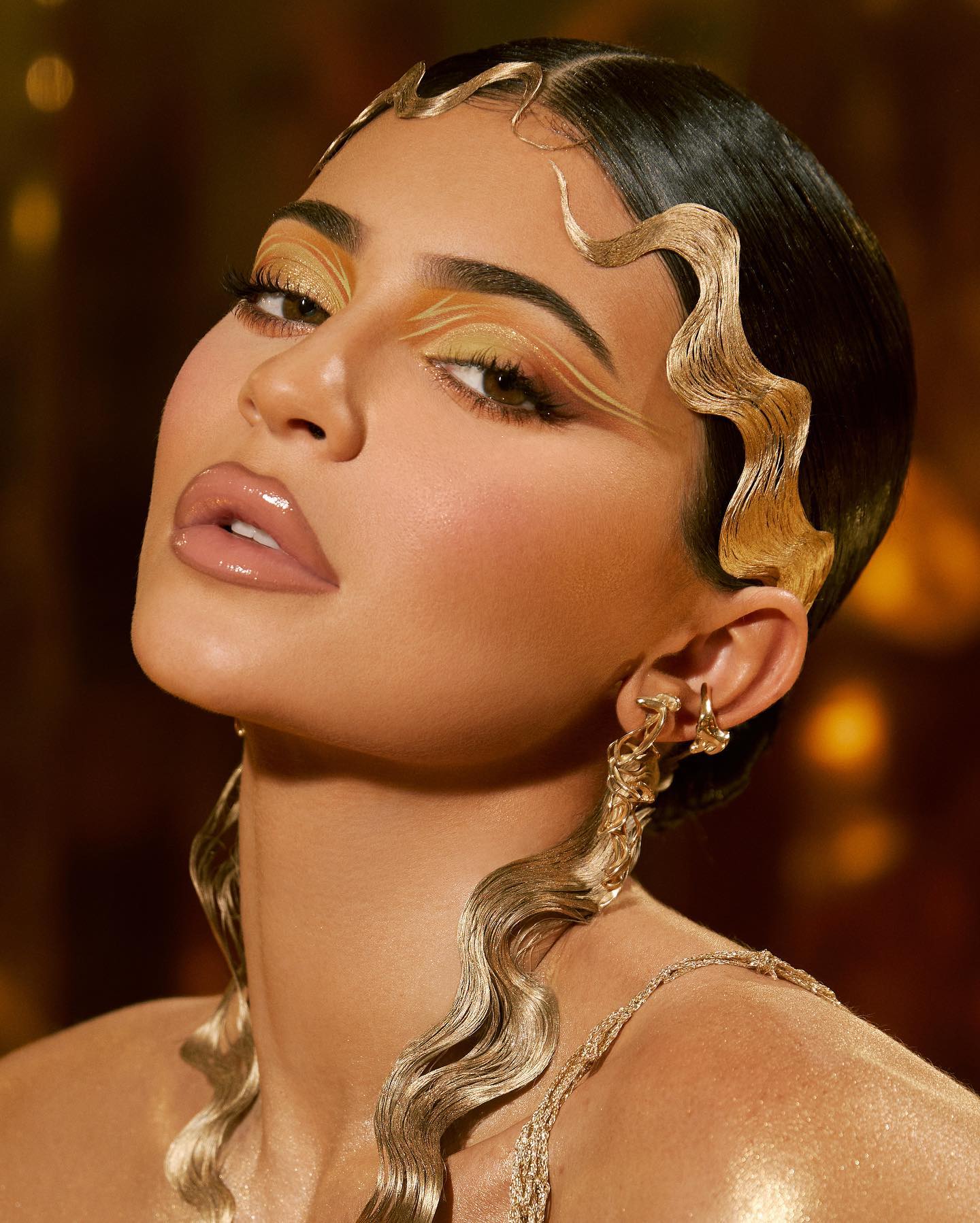 Kylie Jenner's Ever-Changing Tresses: A Style Evolution 32 kylie jenner hairstyles