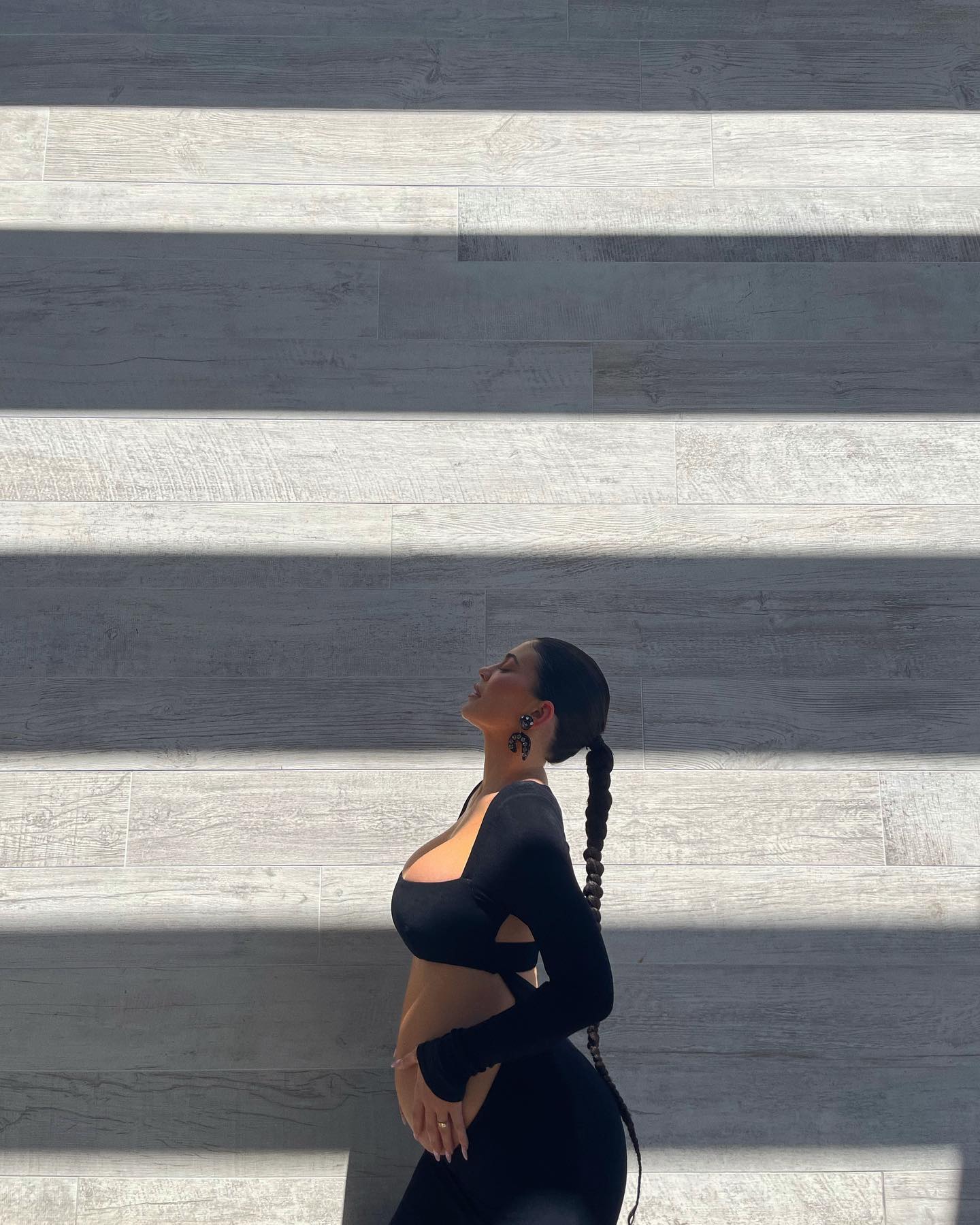 Kylie Jenner's Ever-Changing Tresses: A Style Evolution 30 kylie jenner hairstyles