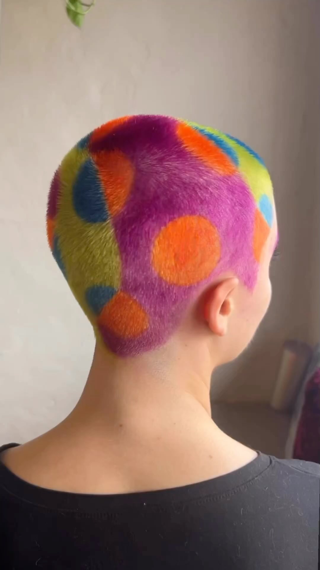 Raven Tresses: A Guide to Stunning Goth Hairdos 28 buzzcut