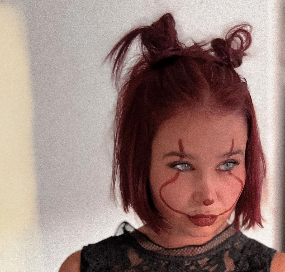 Creepy Clown Hairstyles for a Spooktacular Halloween 9 clown hairstyles