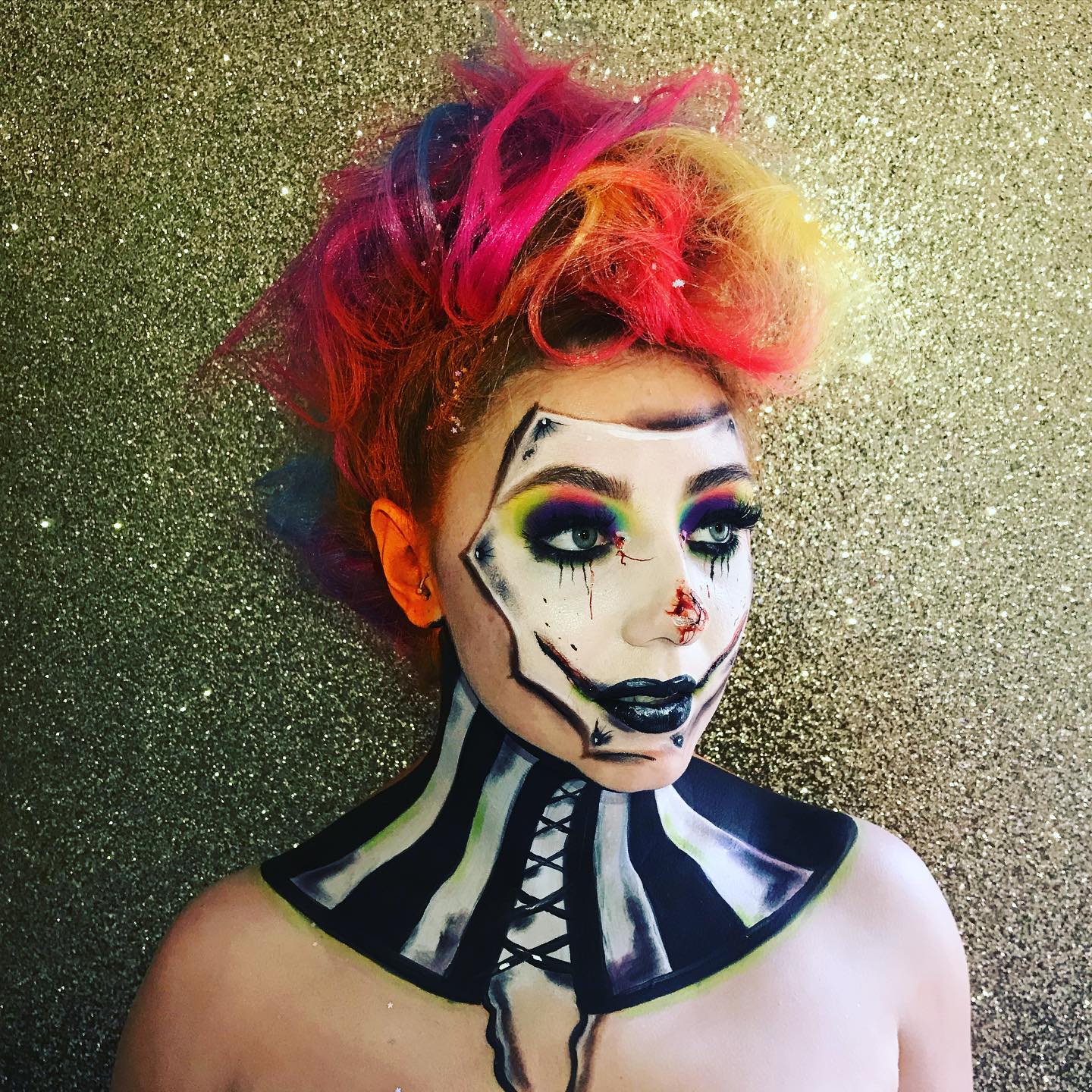 Creepy Clown Hairstyles for a Spooktacular Halloween 4 clown hairstyles