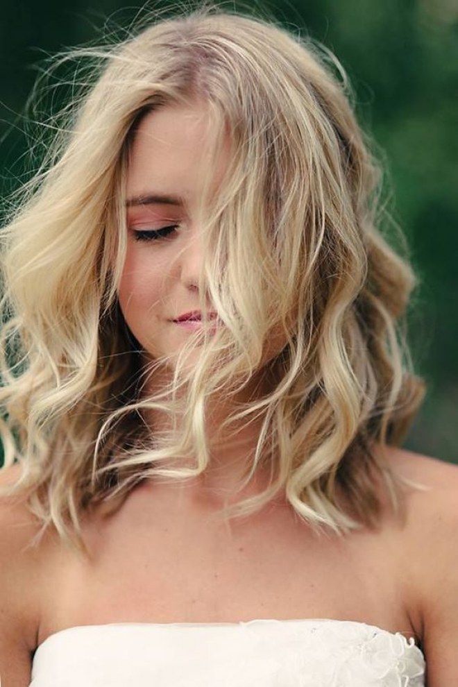 Romantic Waves Hairstyle For Thanksgiving