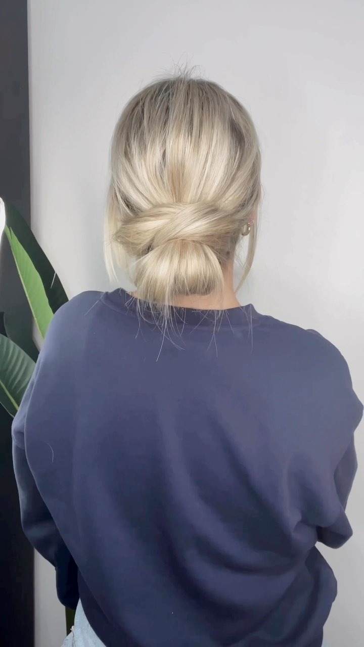 Winter Hair Wonders: Styles to Sleigh the Season 4 Winter Hair Wonders: Create a Stylish Low Knot Bun Hairstyle