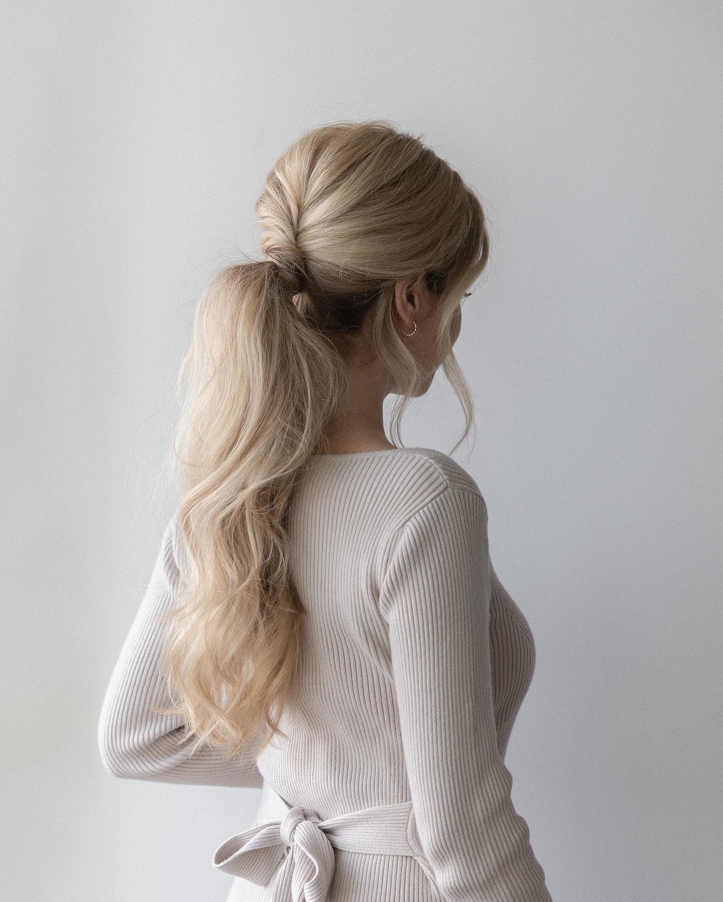  Twisted ponytail 