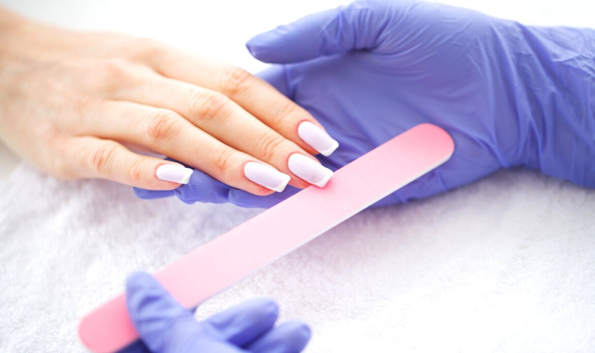 Classification of Modern Nail Modeling and Strengthening Methods 1 Builder gel